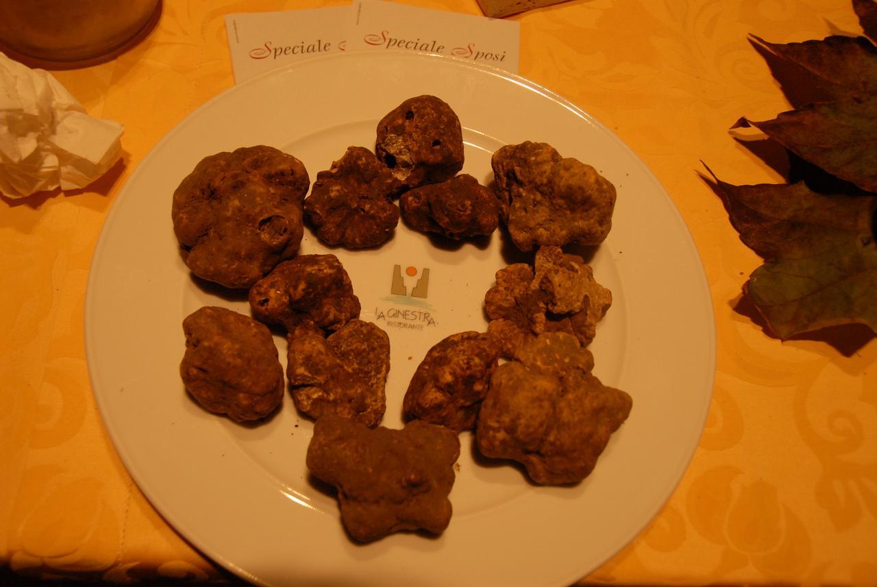 Hotel La Ginestra أكوالاغنا المظهر الخارجي الصورة